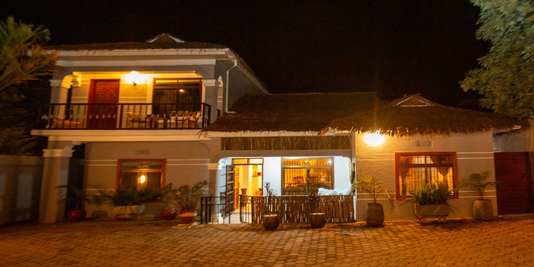 exterior image of the Ukarimu Hosts property